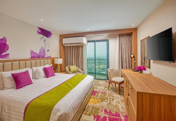 Eastwood Richmonde Hotel Main image